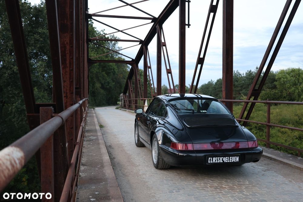 Porsche 911 2 - 5