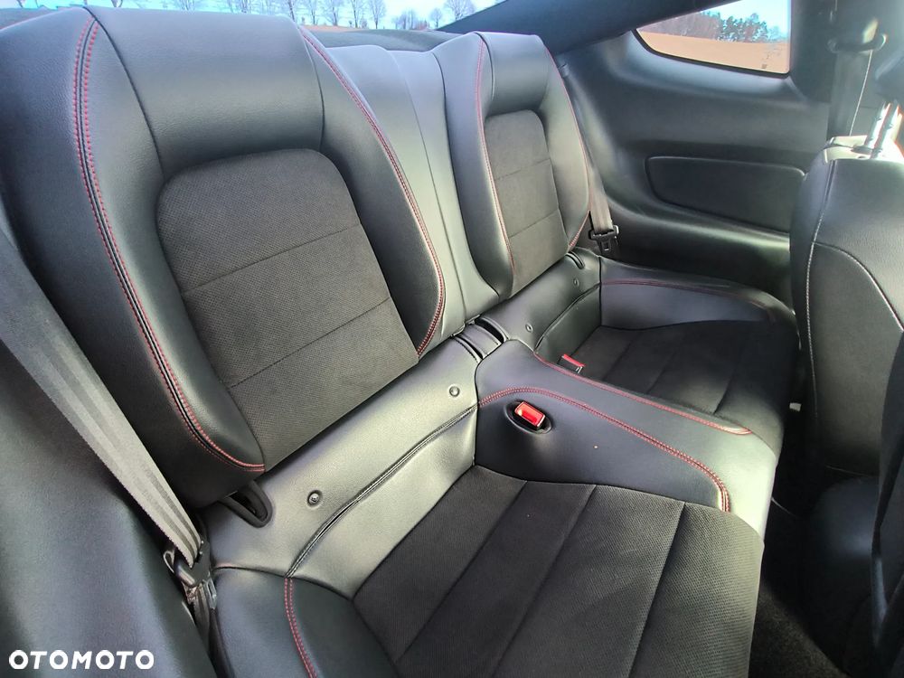 Ford Mustang - 16