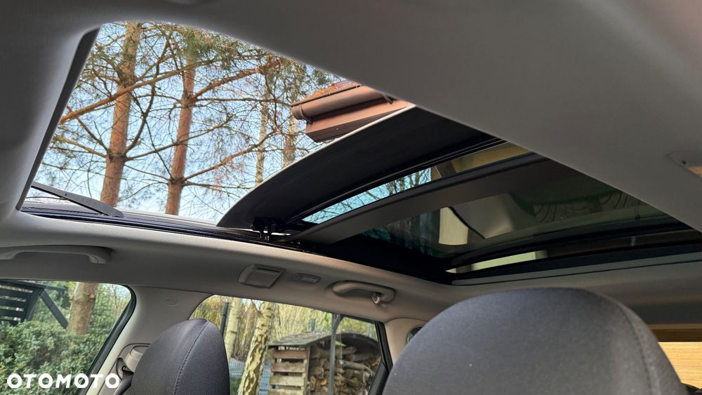 Kia Ceed 1.6 CRDi 136 ISG Platinum Edition - 19