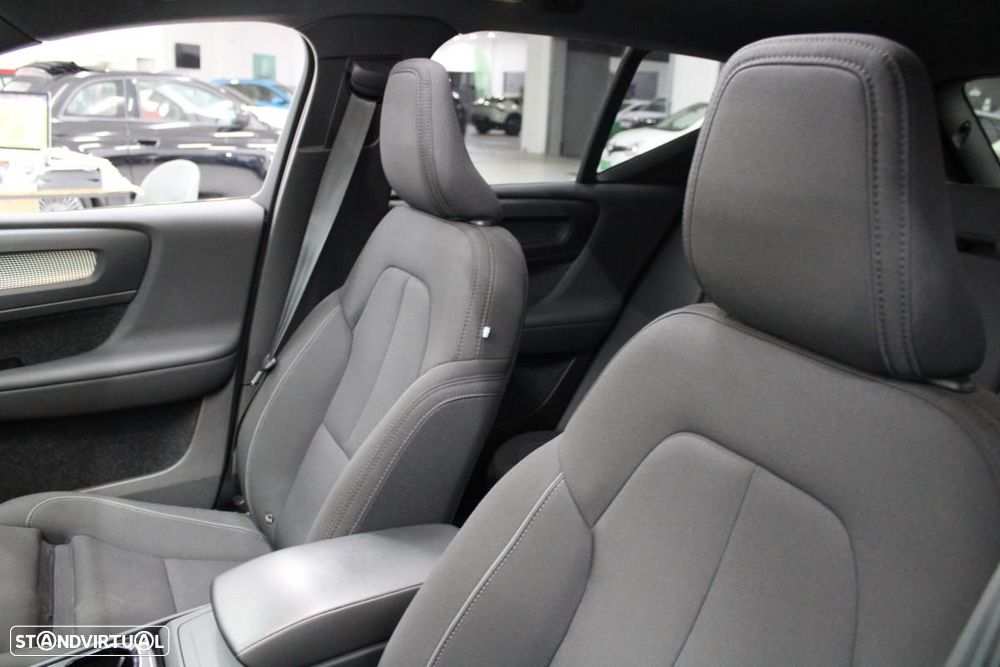 Volvo XC 40 Recharge Twin Plus - 11