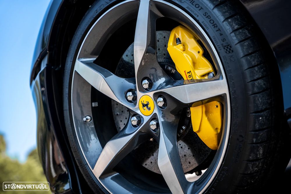Ferrari Portofino M - 7