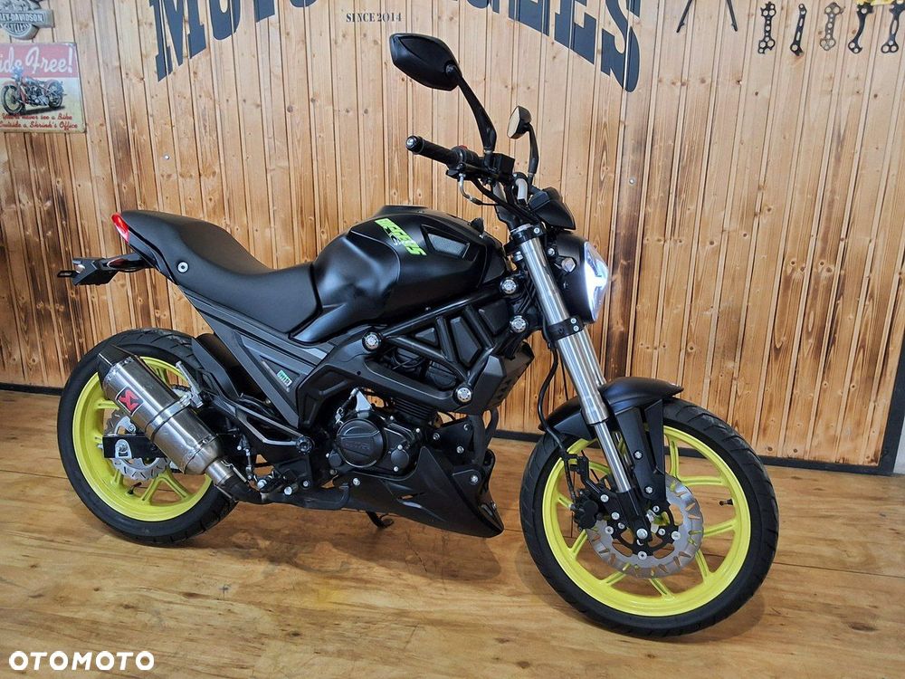 Moto Magnus Inny - 1