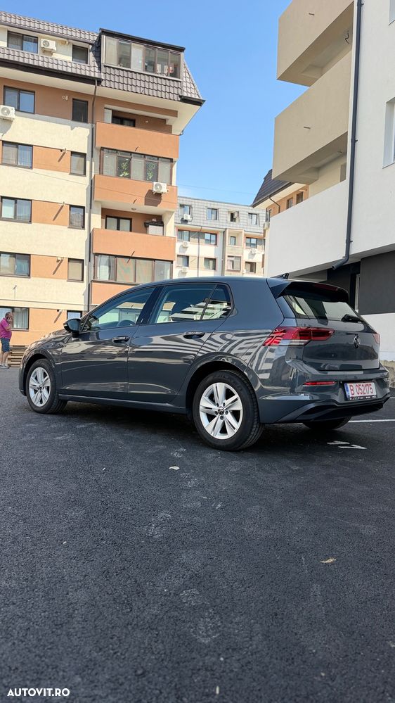 Volkswagen Golf - 5