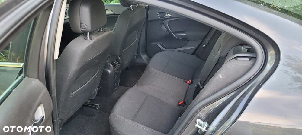 Opel Insignia 2.0 CDTI - 8