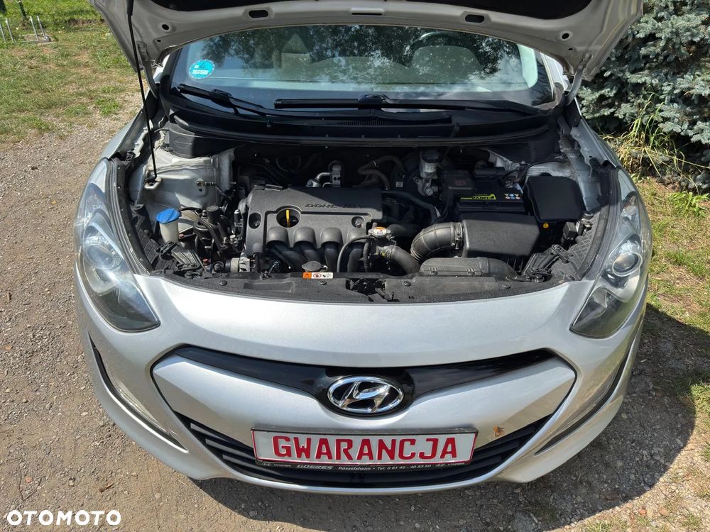 Hyundai i30 i30cw 1.4 Fifa World Cup Edition - 10