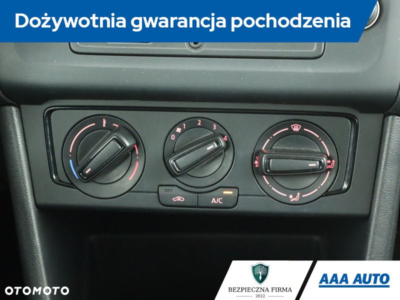 Volkswagen Polo - 11