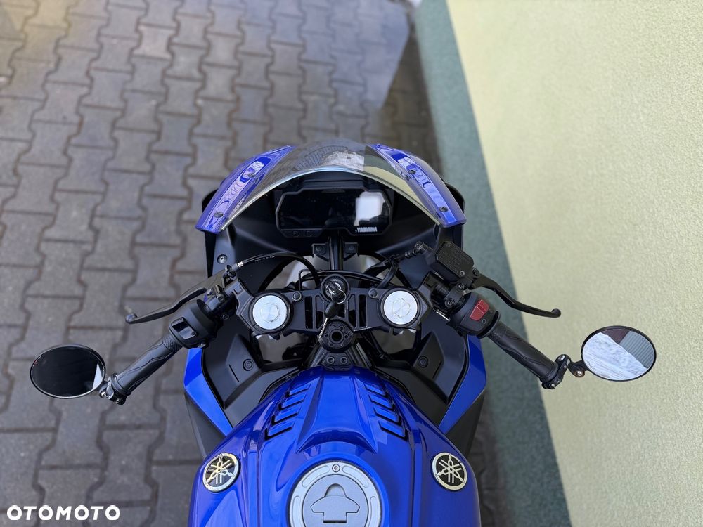 Yamaha YZF - 35