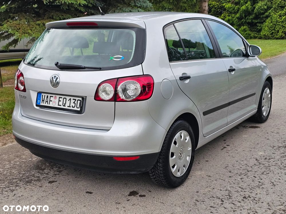Volkswagen Golf Plus - 24