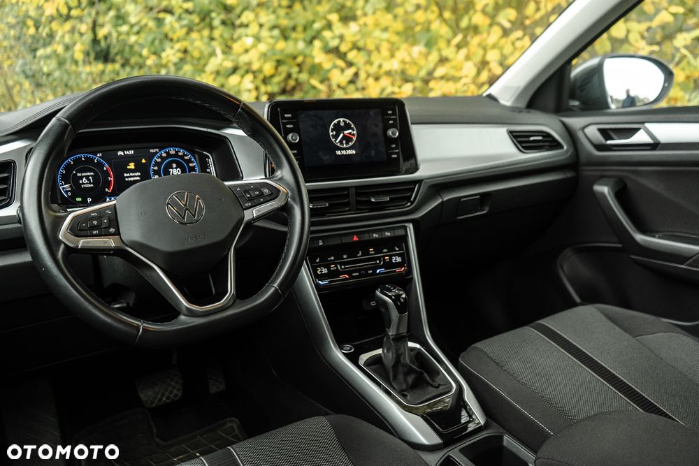 Volkswagen T-Roc - 4