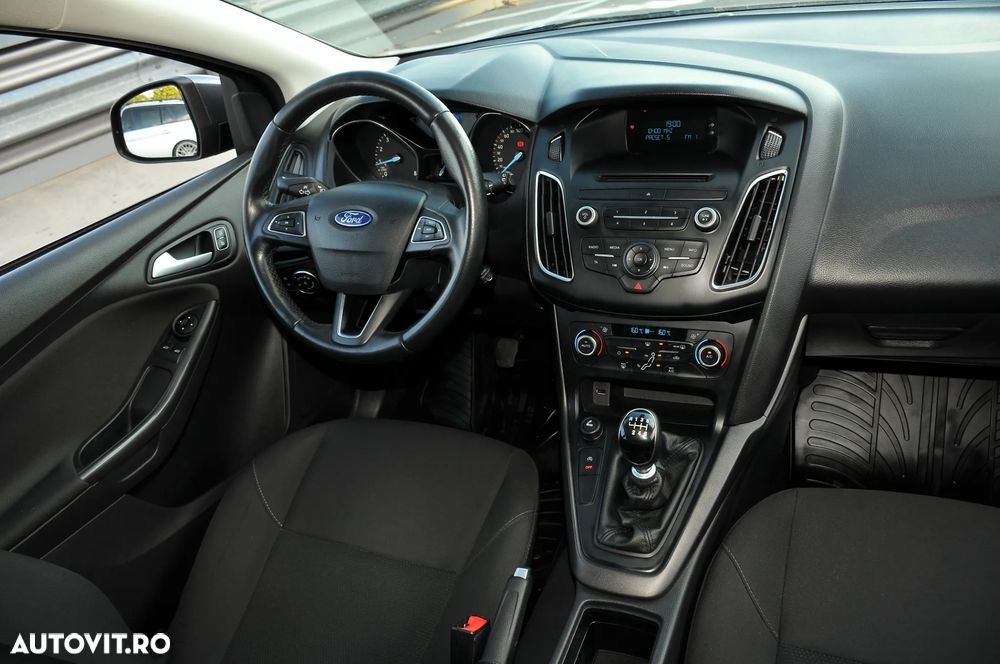 FORD Focus 2016 — imagine 12