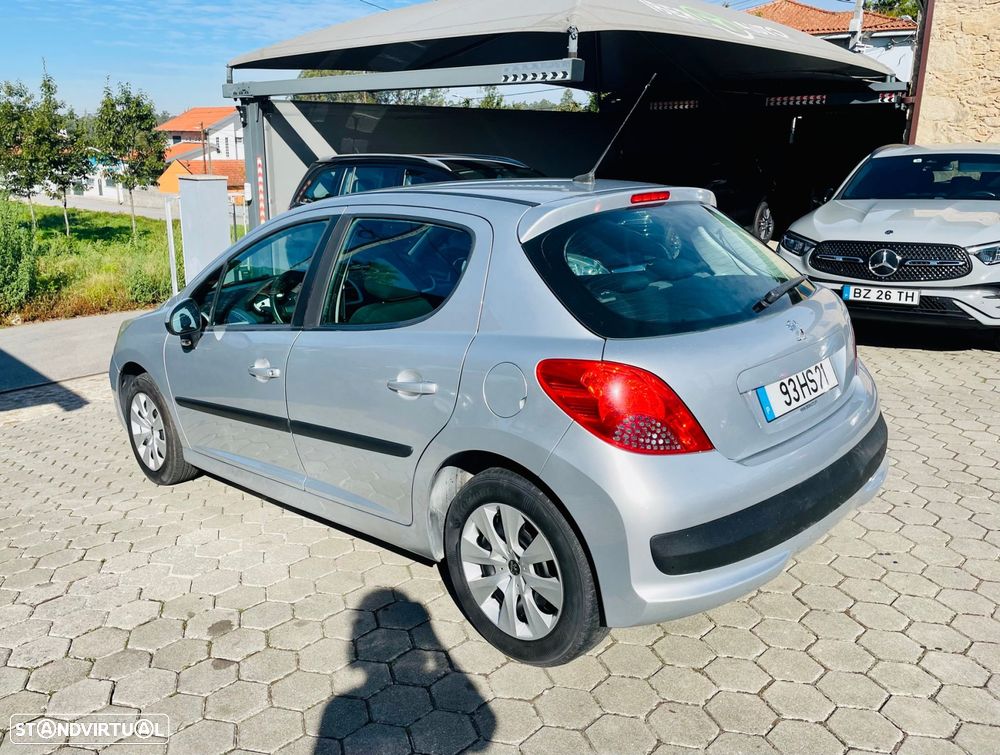 Peugeot 207 1.4 16V Active - 6