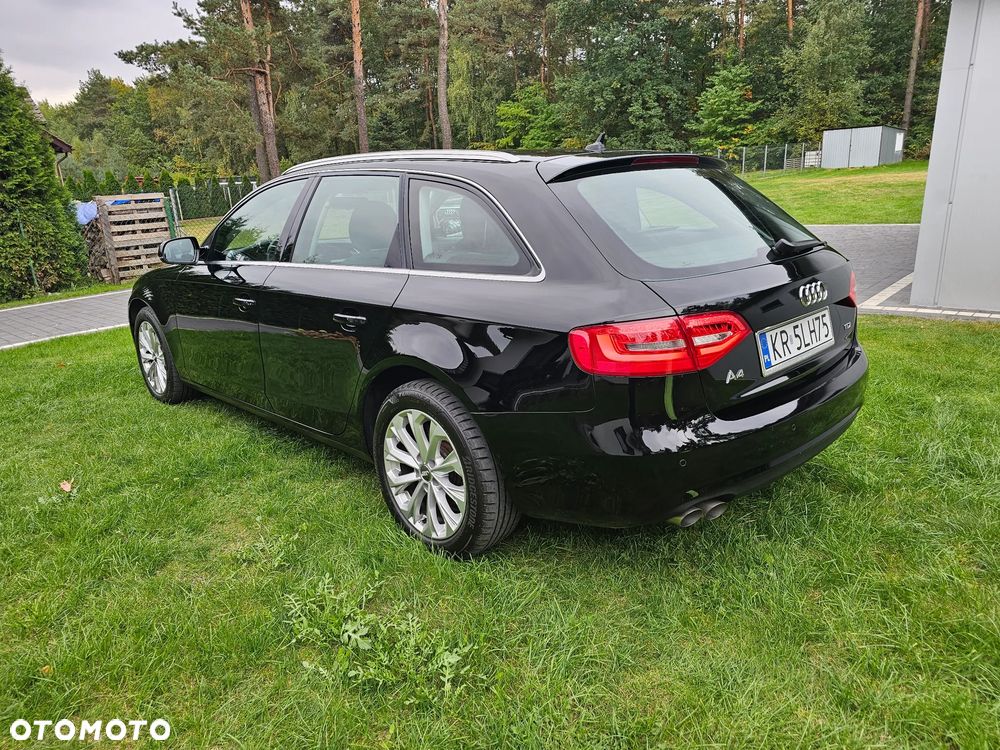 Audi A4 Avant 2.0 TDI - 8