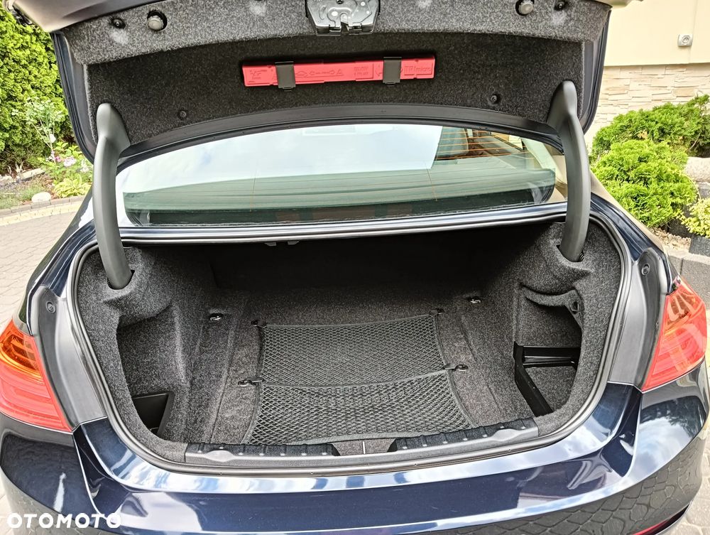 BMW Seria 3 - 16