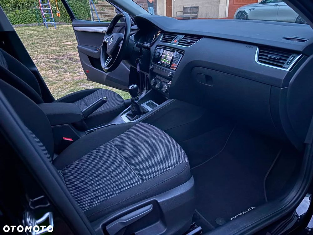Skoda Octavia 1.6 TDI (Green tec) Active - 9