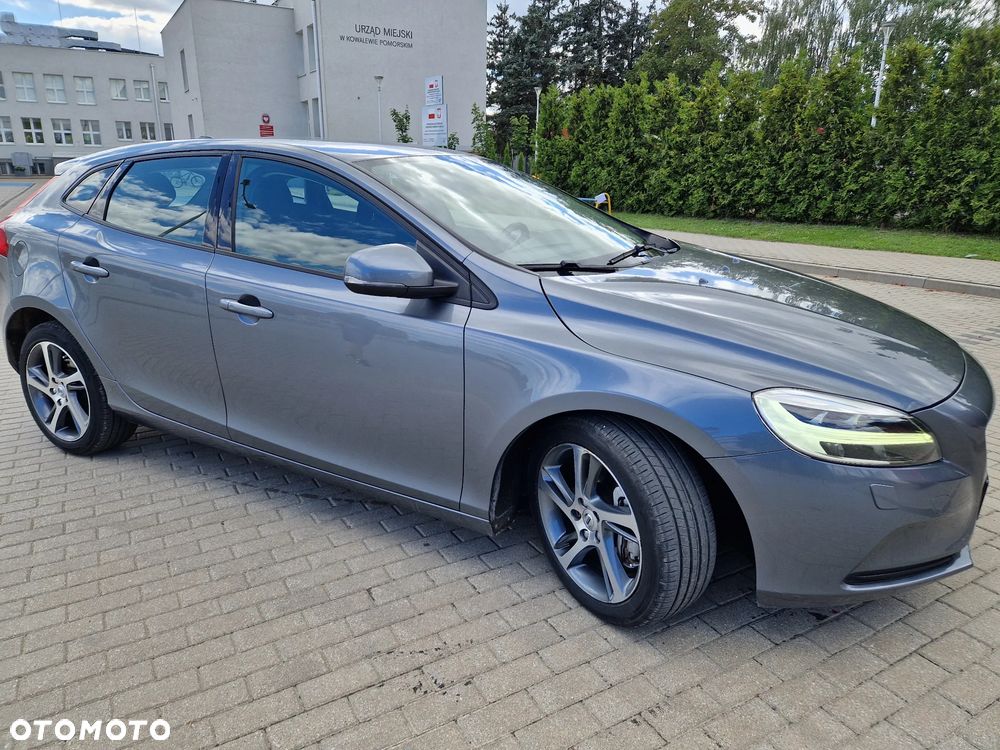 Volvo V40 D2 Geartronic Momentum - 9