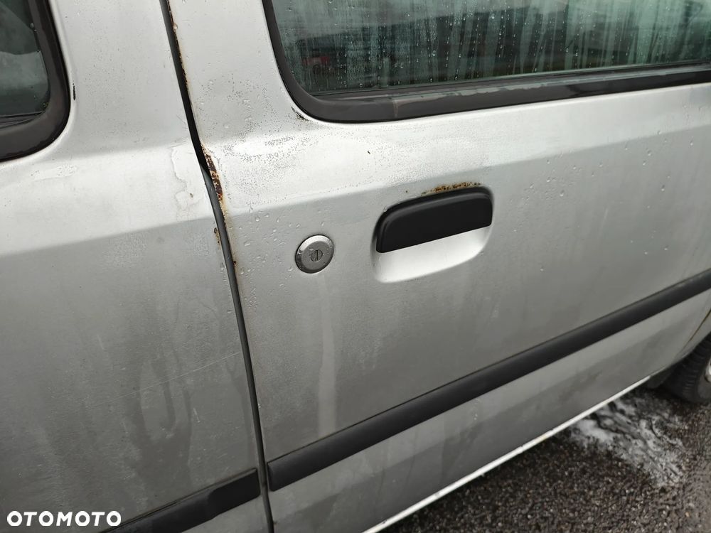 Opel Agila 1.2 16 V - 5