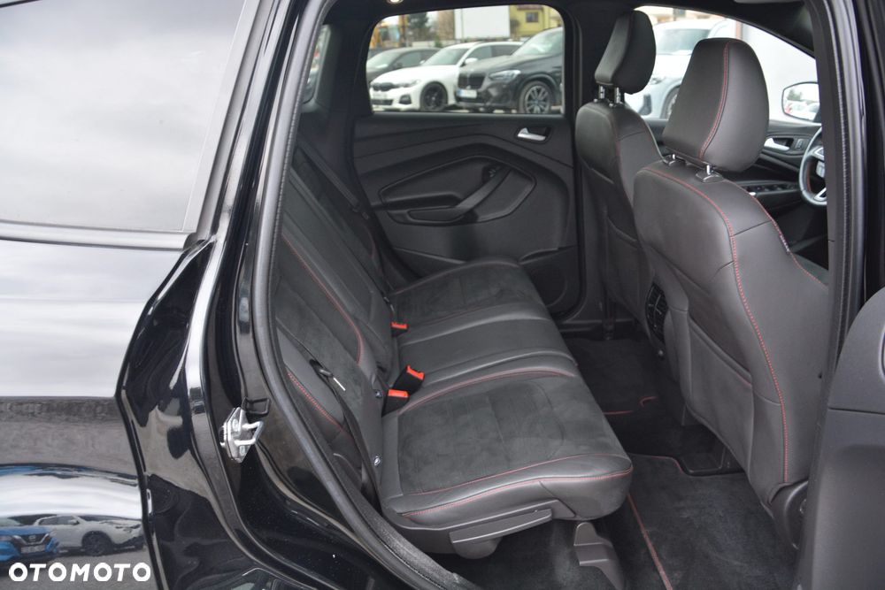 Ford Kuga - 13