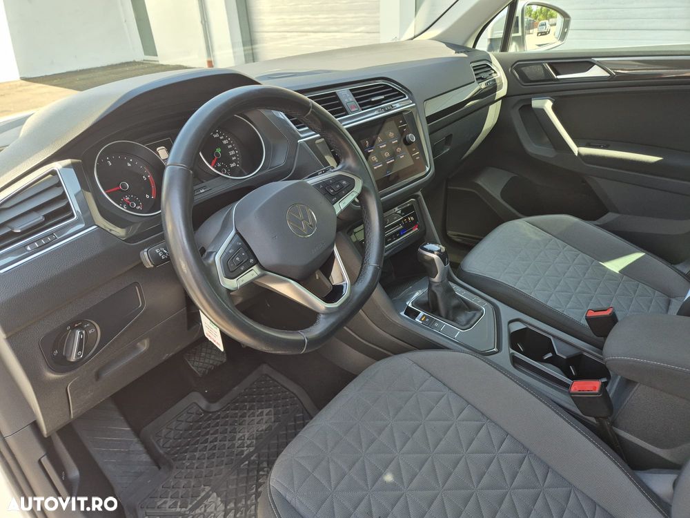 Volkswagen Tiguan 2.0 TDI SCR DSG - 9