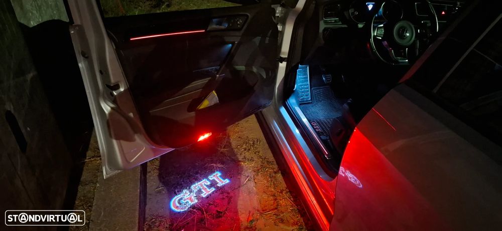 Volkswagen Golf 2.0 TSi GTi Performance — fotografia 15