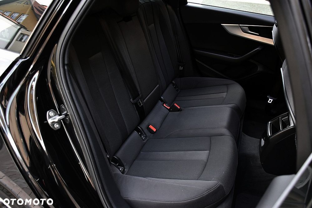Audi A4 Avant 2.0 TDI DPF Attraction - 8
