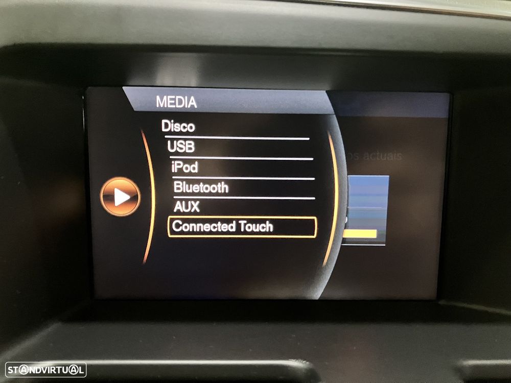 Volvo XC 60 2.0 D4 DRIVe R-Design - 28