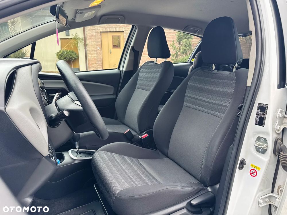 Toyota Yaris - 14