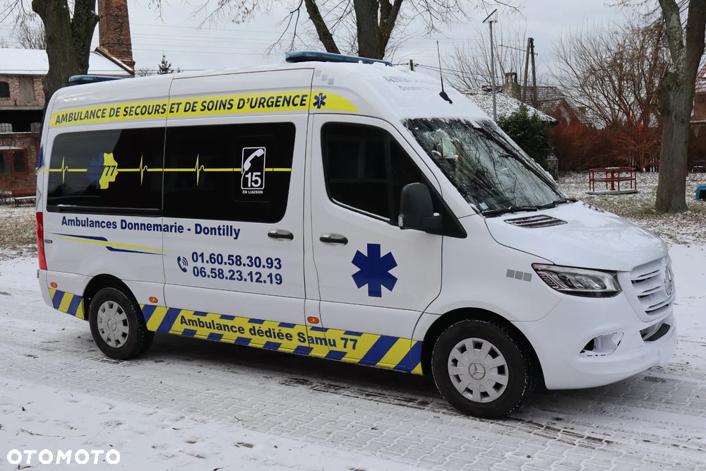 Mercedes-Benz Sprinter 319 - 6