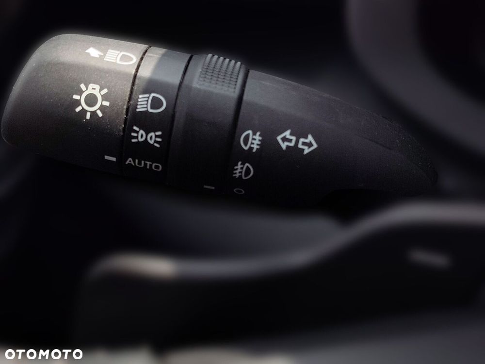 Toyota Yaris 1.5 Comfort CVT - 17