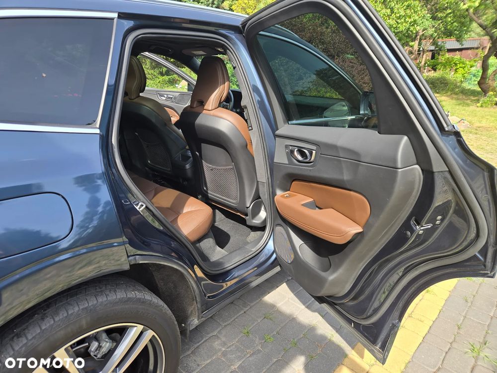Volvo XC 60 B5 B AWD Geartronic Momentum Pro - 14