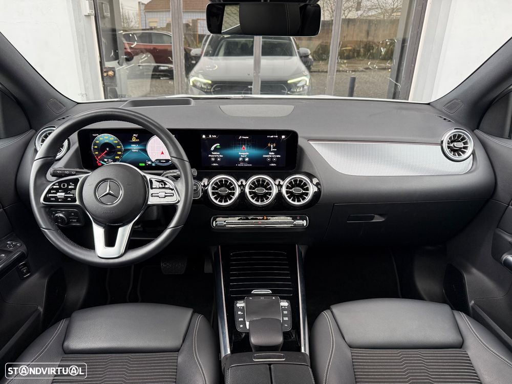 Mercedes-Benz EQA 300 4Matic - 15