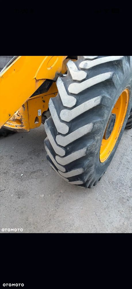 JCB 4CX - 4
