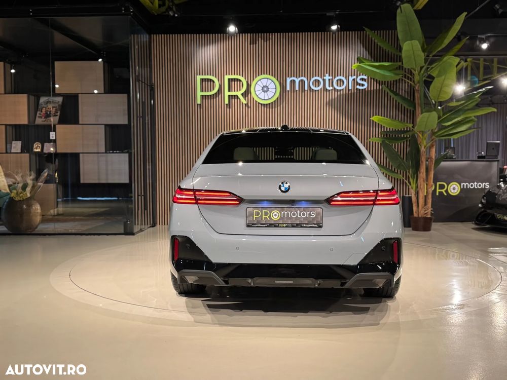 BMW Seria 5 520d xDrive Aut. - 4