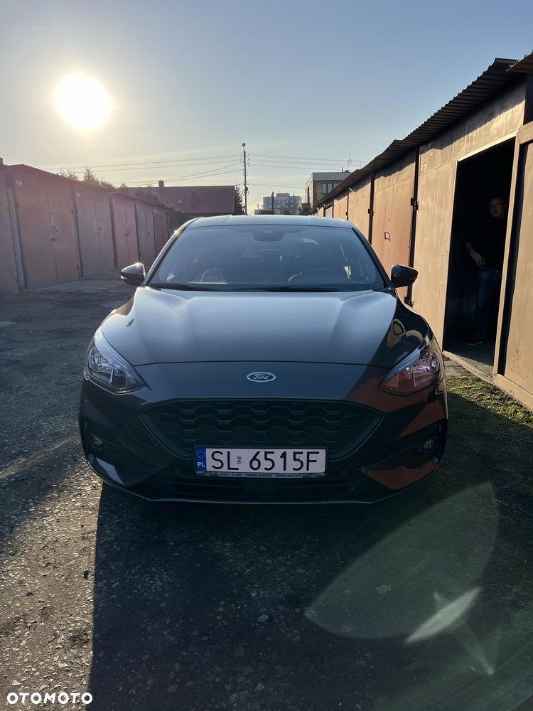 Ford Focus - 1