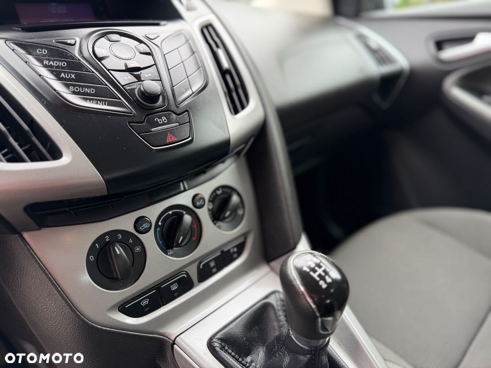 Ford Focus - 11