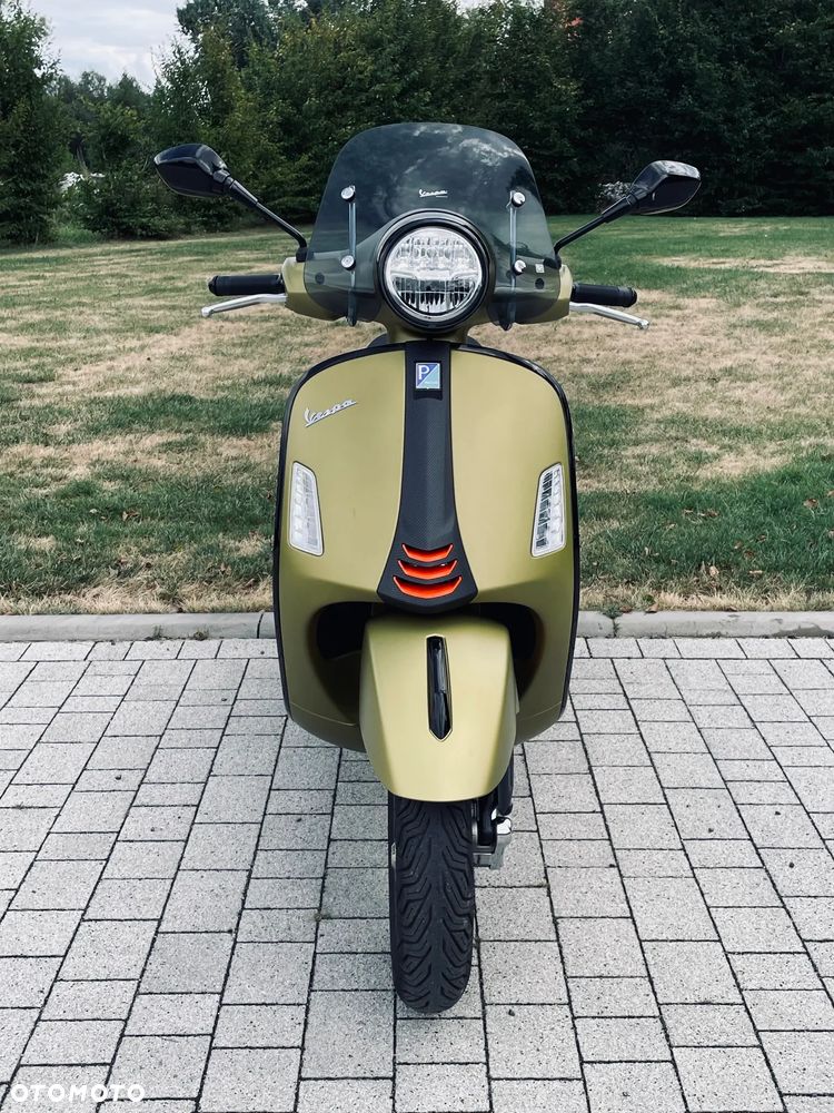 Vespa GTS - 3