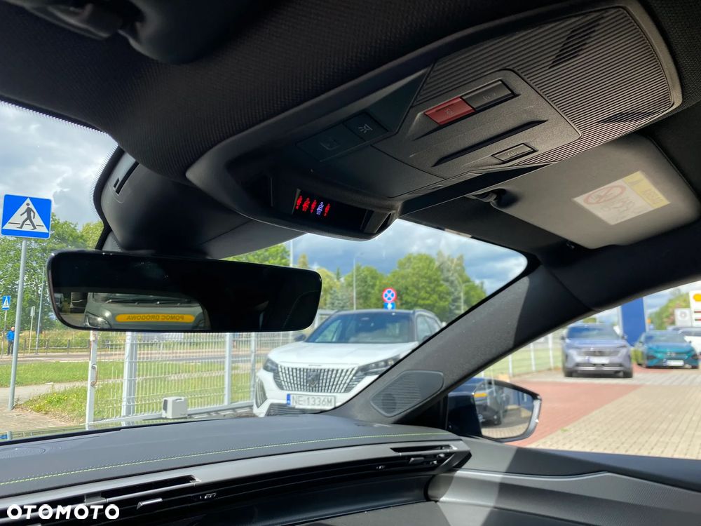 Peugeot 308 1.5 BlueHDi GT Exclusive S&S EAT8 - 19