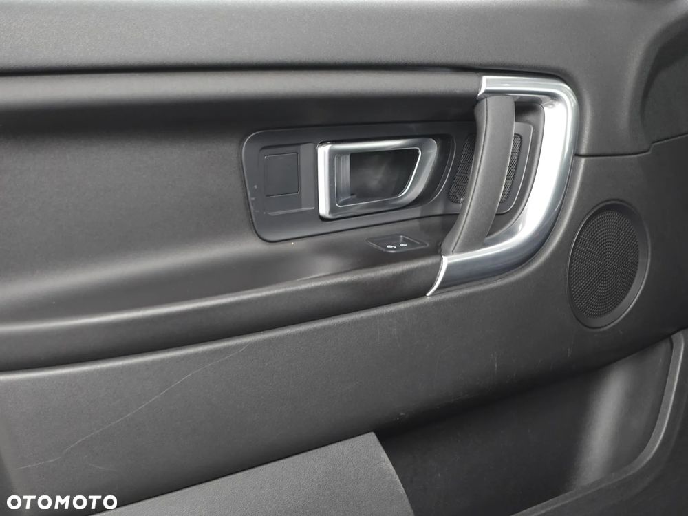 Land Rover Discovery Sport - 17