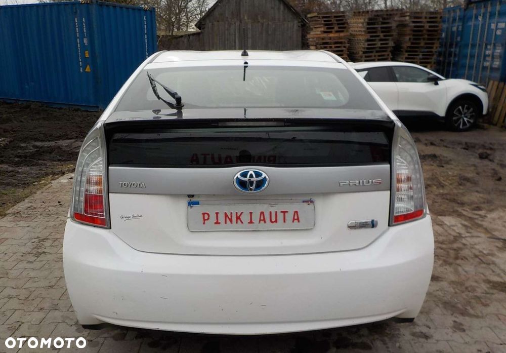 Toyota Prius - 12