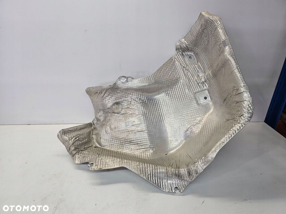 OSŁONA TERMICZNA LEWY TYŁ AUDI A4 B9 8W0804173C - 2