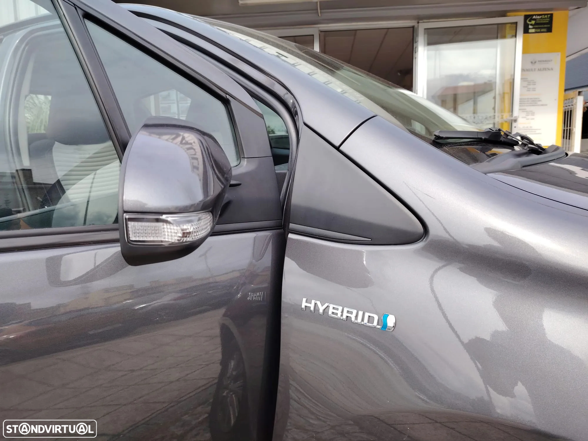 Toyota Yaris 1.5 HSD Comfort+P.Style - 23