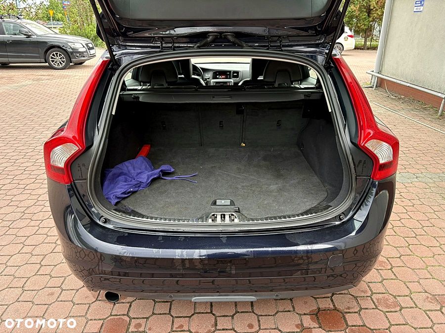 Volvo V60 D2 Drive-E Summum - 28