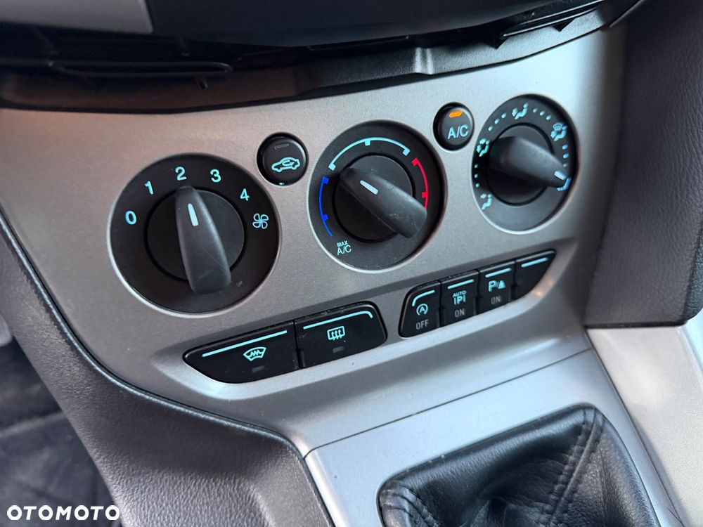 Ford Focus 1.6 TDCi DPF Trend - 19