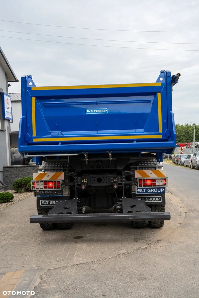 Renault K 440 6X6 - 11