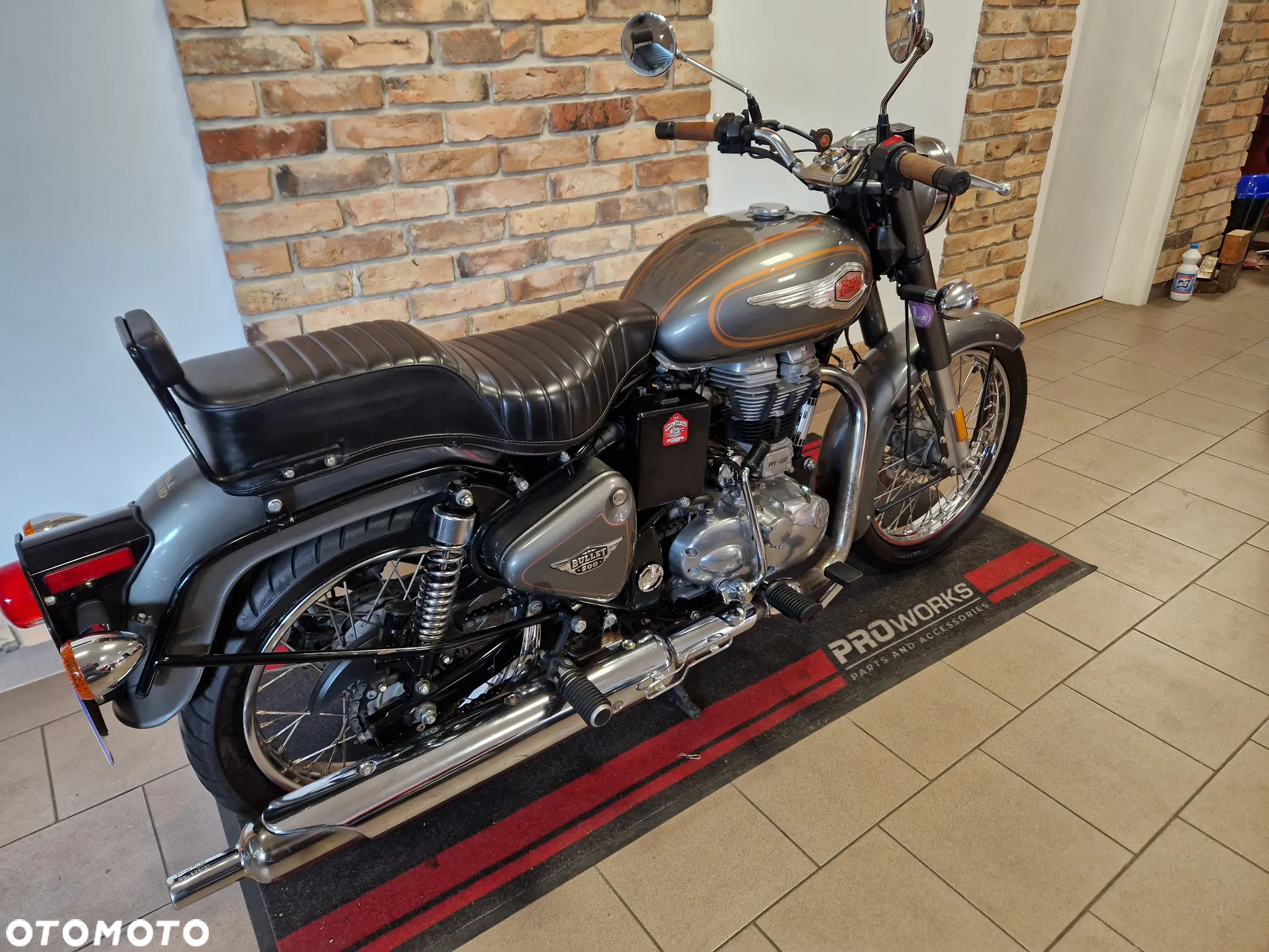 Royal Enfield Bullet - 21
