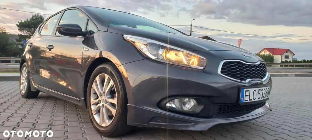 Kia Ceed 1.6 GDI S - 2