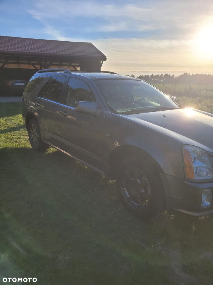Cadillac SRX 4.6 V8 AWD Sport Luxury - 5
