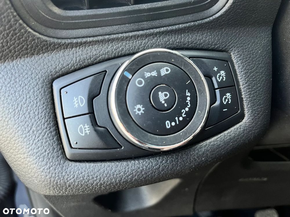 Ford B-MAX - 38