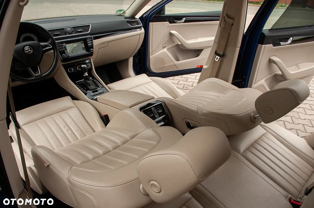Skoda Superb 2.0 TDI DSG L&K - 16