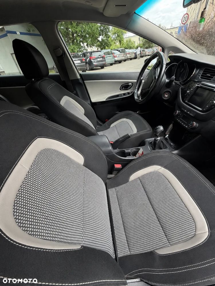 Kia Ceed 1.6 CRDi L - 13
