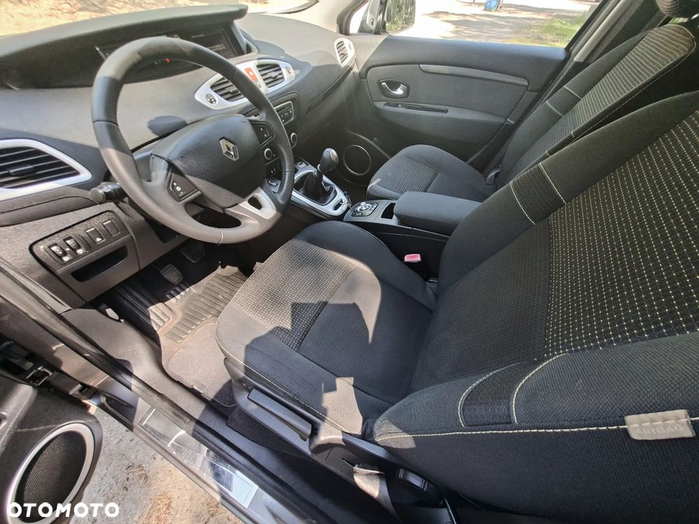 Renault Scenic 1.4 16V TCE Bose Edition - 18